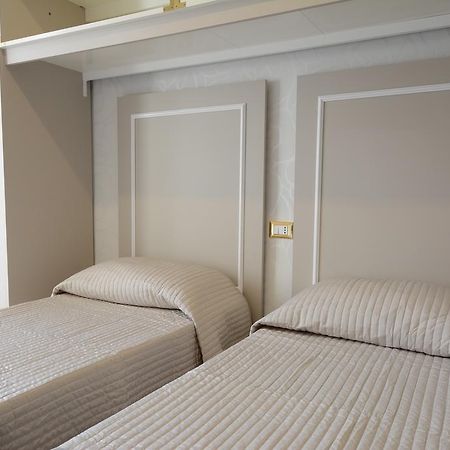 Luxury White House Rome Apartment Bagian luar foto